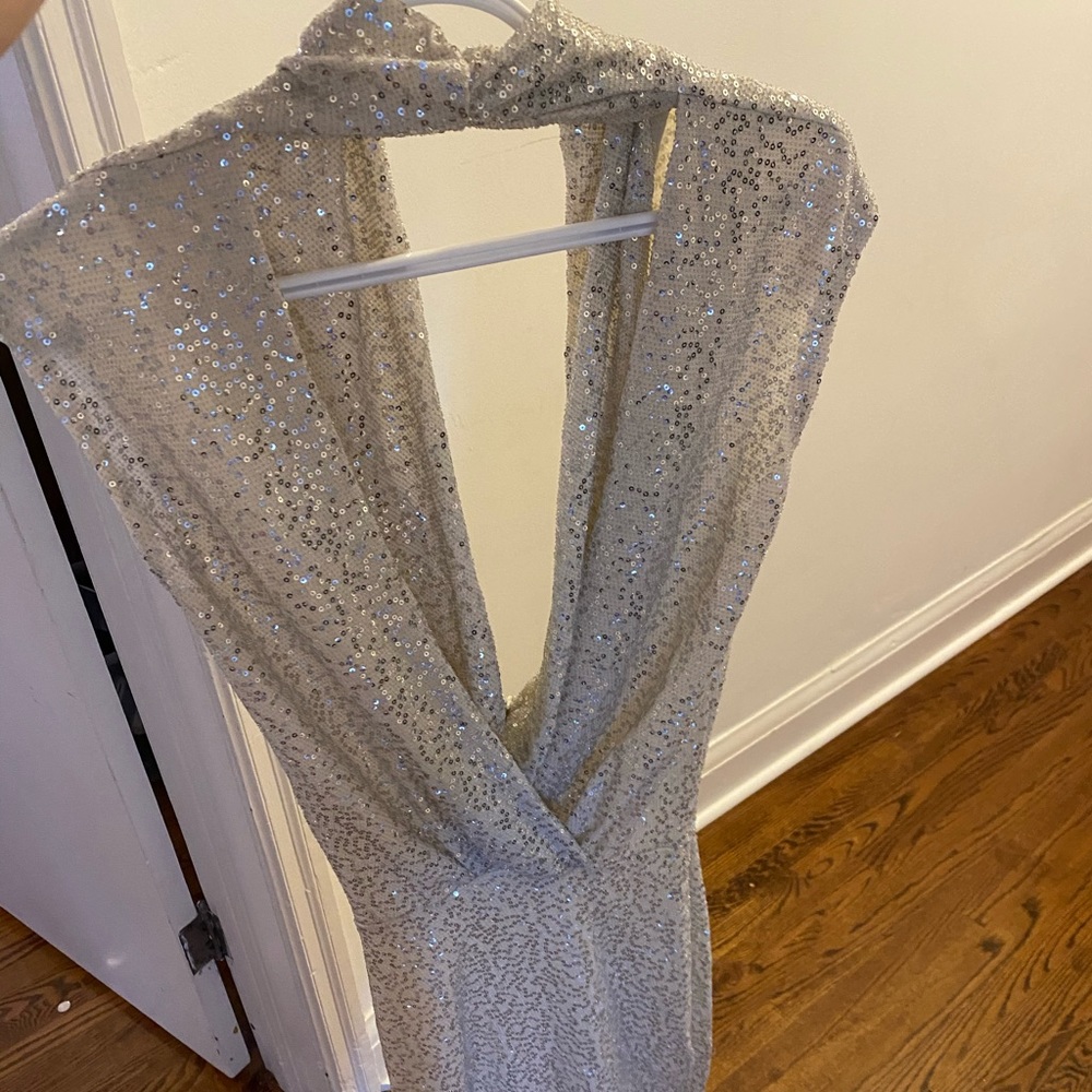 Gorgeous sparkly dress